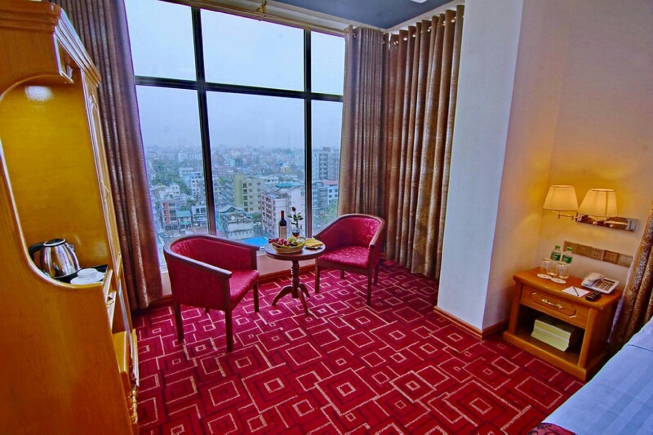 Myat Nan Yone Hotel Mandalay Exterior photo